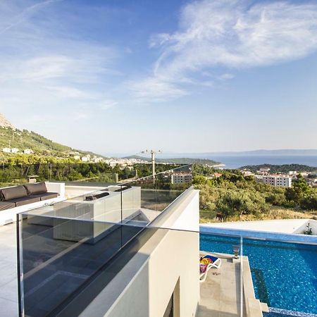 Villa Lacus Макарска Экстерьер фото
