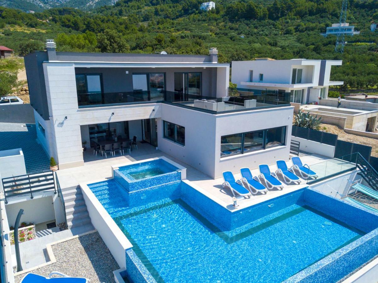 Villa Lacus Макарска Экстерьер фото